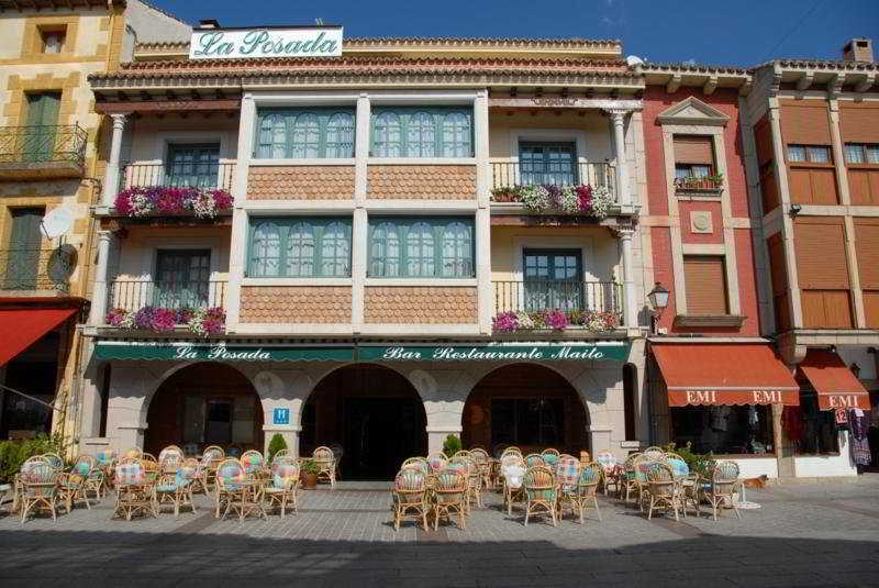 Hotel La Munequilla Мірафлорес-де-ла-Сьєрра Екстер'єр фото
